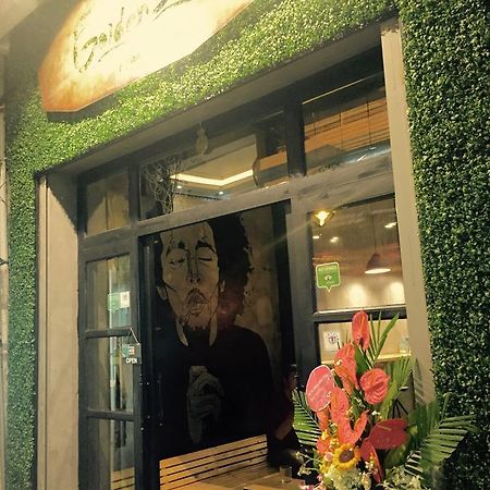 Golden Snake Hostel Hanoi Exterior foto