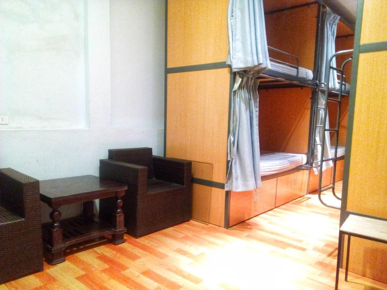 Golden Snake Hostel Hanoi Exterior foto